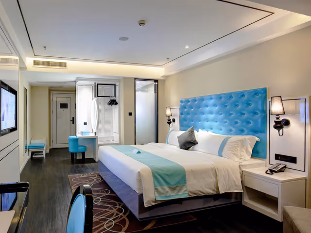 Xana - Deluxe Bed Room