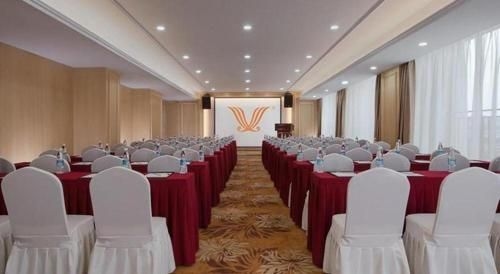 โรงแรมเวียนนา (จัตุรัสเหนือของสถานีรถไฟเฉิงตูเหนือ) (Vienna Hotel Chengdu North Railway Station North Square Wukuaishi Metro Station)1