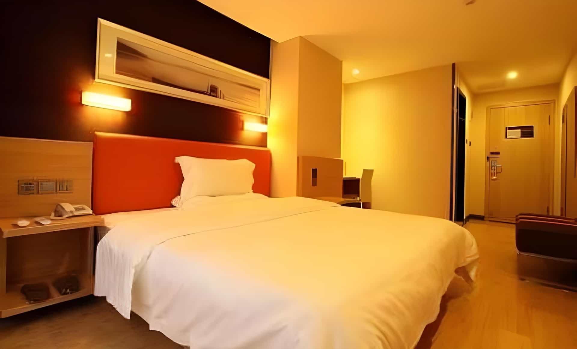 7 Days Premium Chengdu Jintang Hantan New City 7 Days Premium Chengdu Jintang Hantan New City