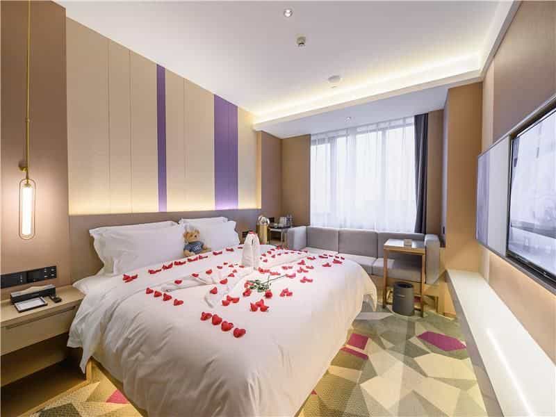 Lavande Hotels Chengdu Qingbaijiang Fenghuang Lake Lavande Hotels Chengdu Qingbaijiang Fenghuang Lake
