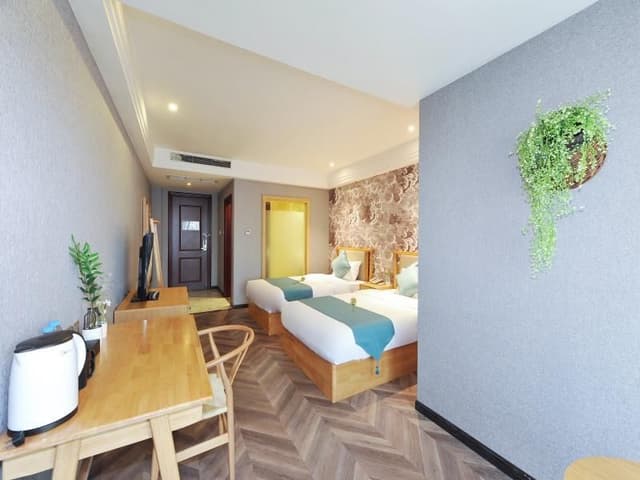 GTI - VX Twin Room