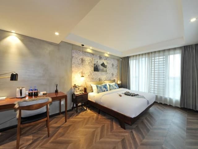 Feature Suite