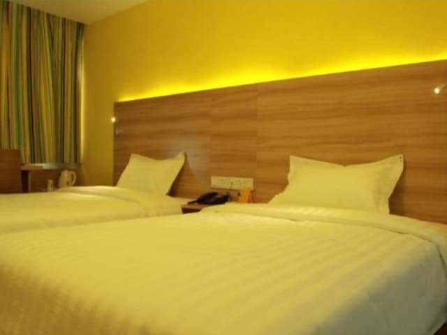 7 Days - Zizhu Twin Room
