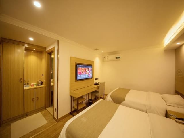 GTR - Twin Room with Aisle window