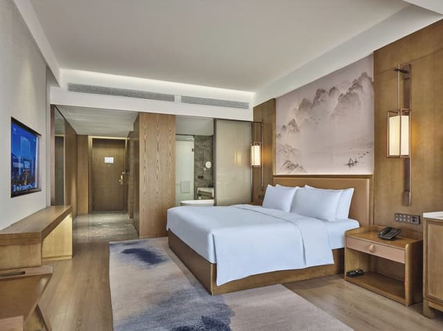 Premium Room, 1 King Bed