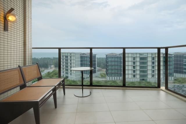 Room, 1 King Bed, Balcony, Sea View (View)