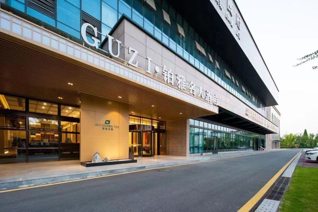 Platinum Celebrity Hotel Platinum Celebrity Hotel