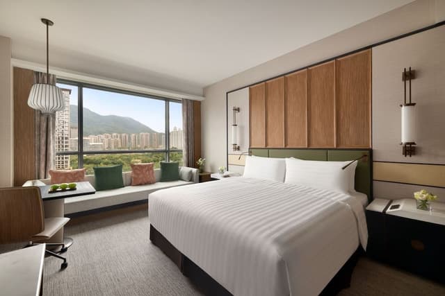 Deluxe Room, 1 King Bed
