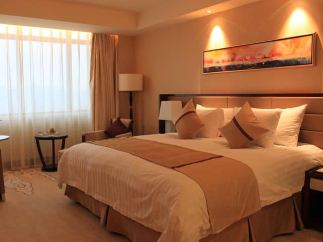 New Century - Superior 1 Bed Room