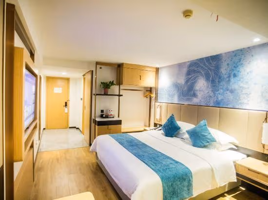 Twin Deluxe Room