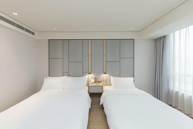 Huazhu - Twin Room