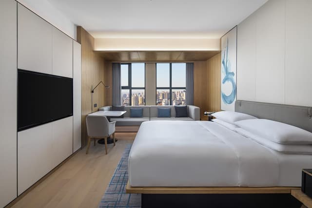 Standard, Guest room, 1 King, City view