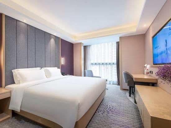 WH - Deluxe Bed Room