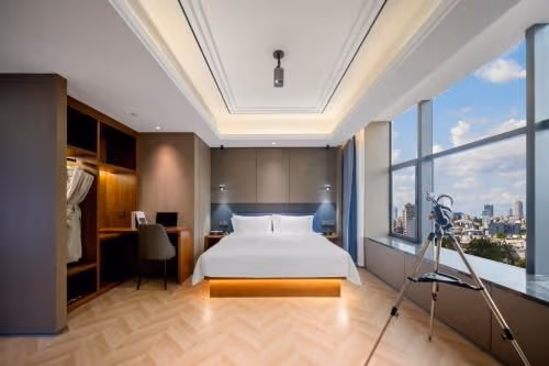 1 King Bed, Deluxe Recreation Room, Non-Smoking