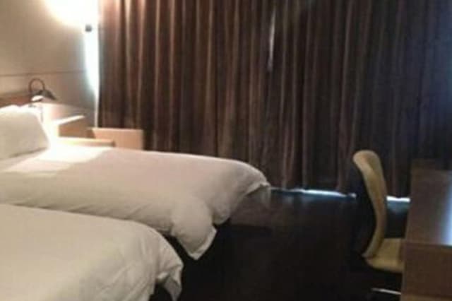 Business Standard Room A