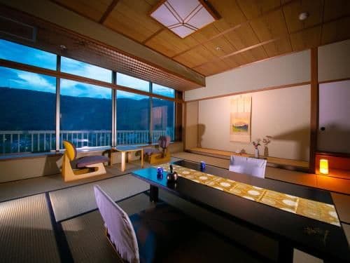 Standard Family Room