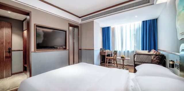 Executive Double Room, City View