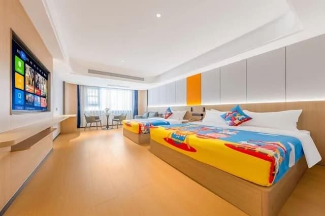 Family Room, Multiple Beds, Non Smoking