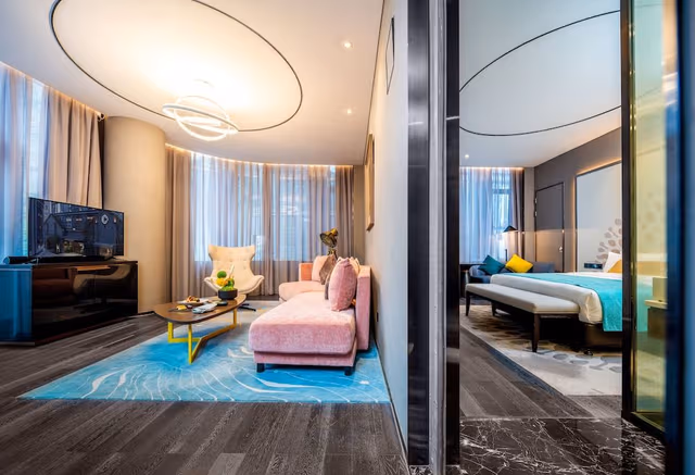 Glam Suite