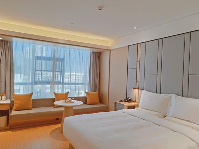 Zero Pressure Superior Queen Room