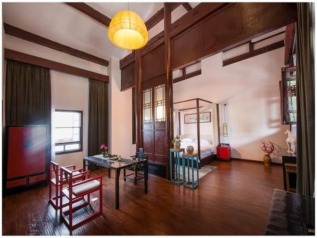 Super suite