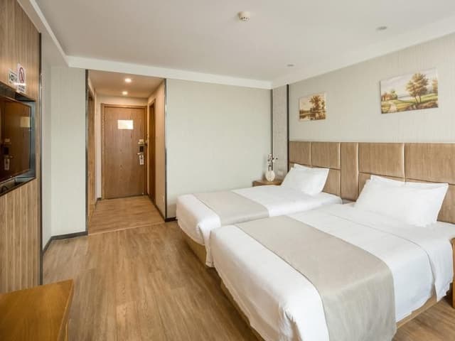 Business Twin Room