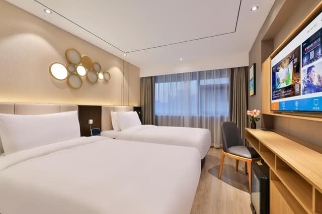 Huazhu - California Sunshine Select Twin Room