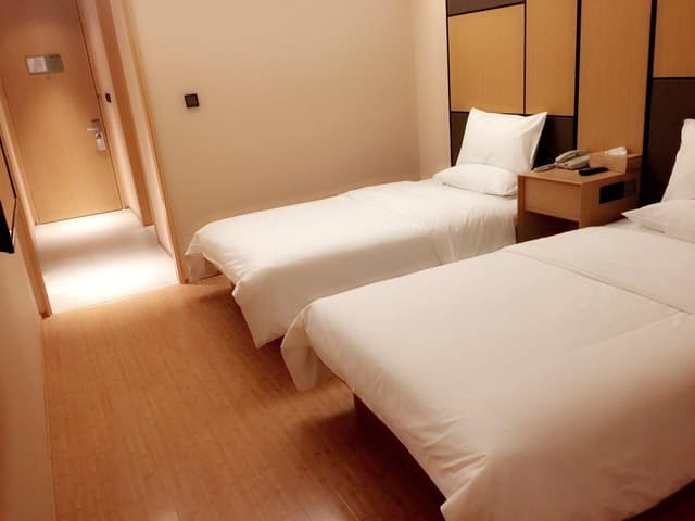 Huazhu - Twin Room A