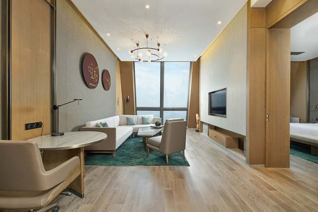Club Suite, 1 Bedroom (Renewal Suite)