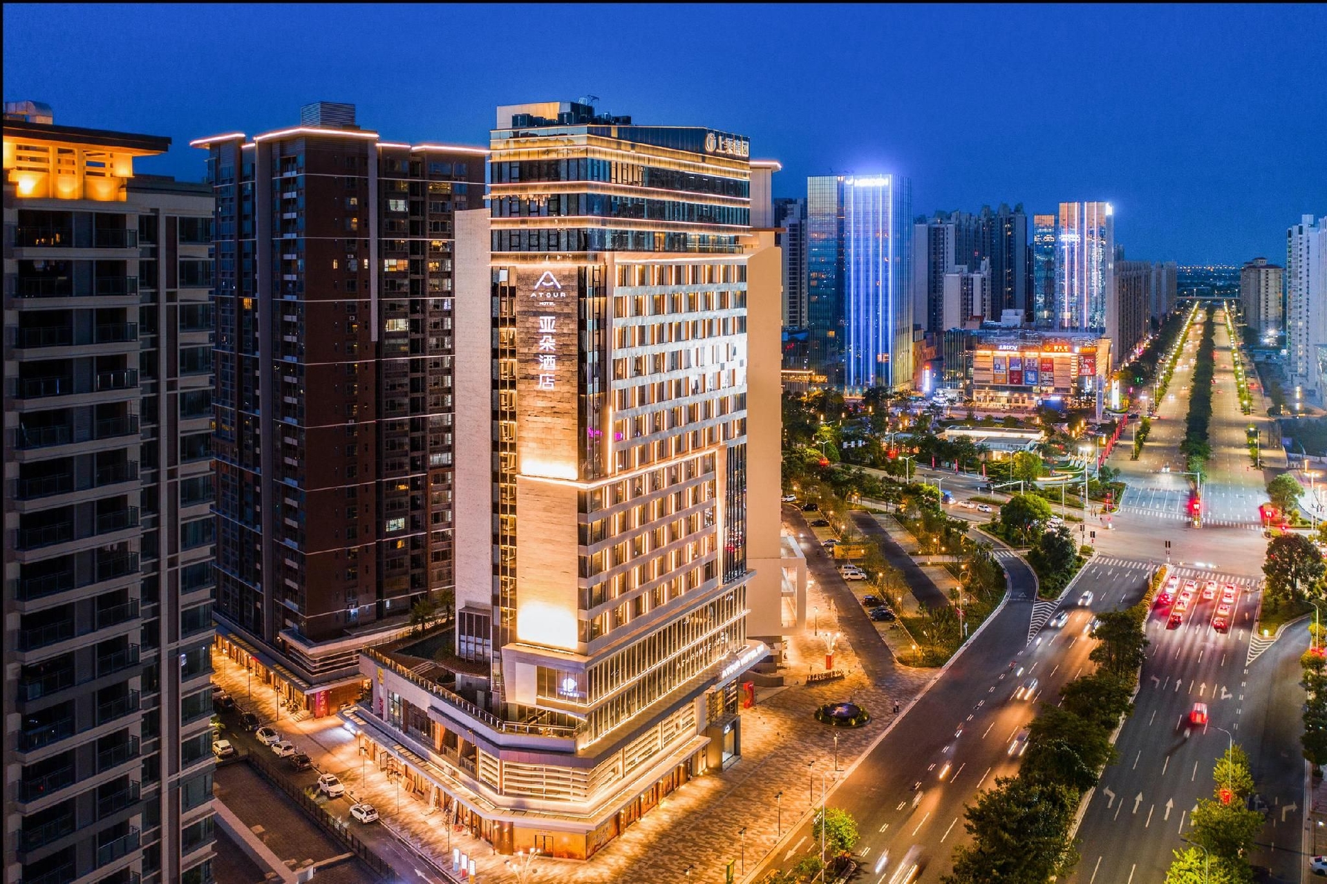 Atour Hotel Zhongshan North Railway Station V-Park Square0