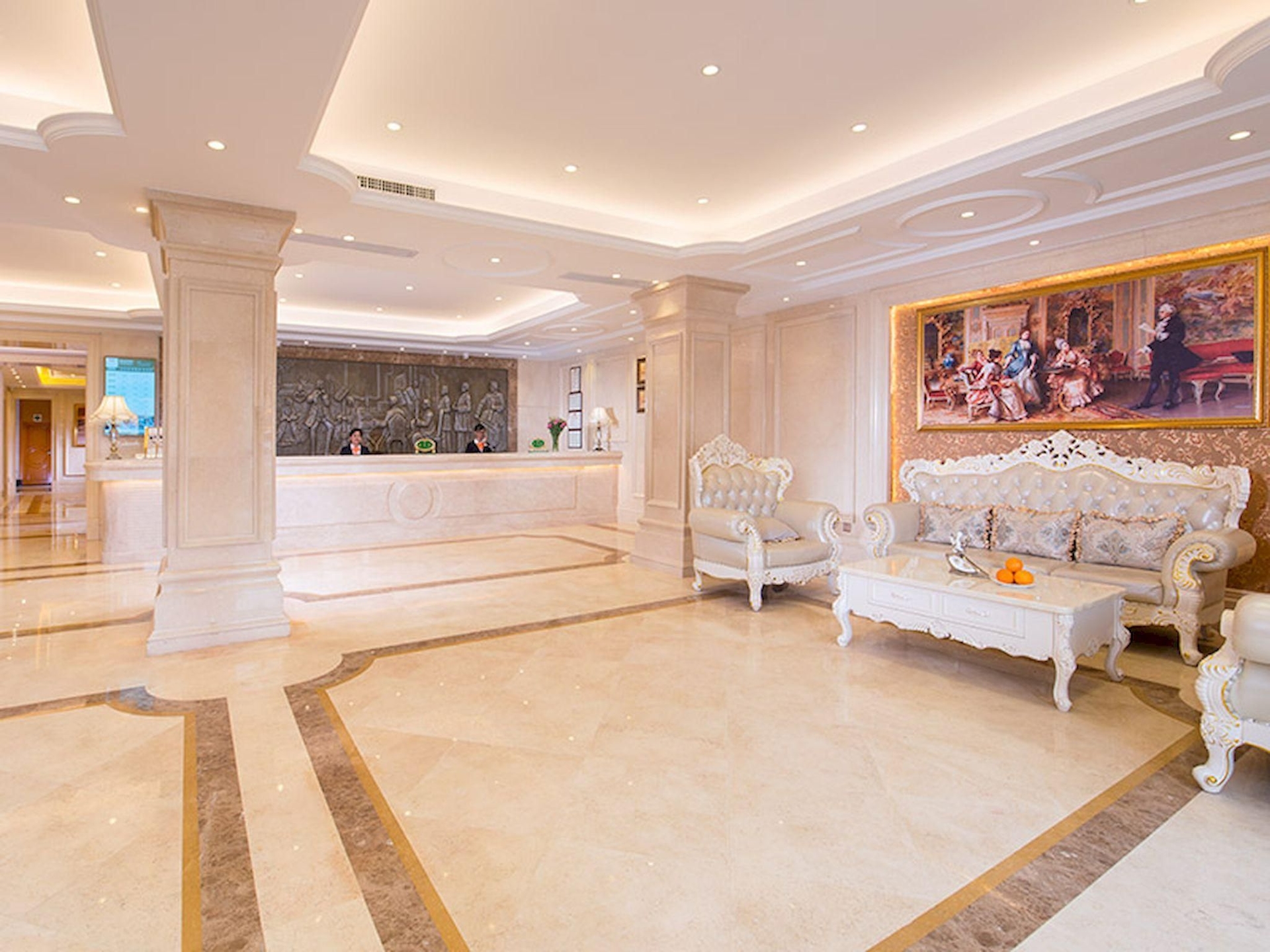 โรงแรมเวียนนา จงซาน บัส สเตชั่น (Vienna Hotel Zhongshan Bus Station)0