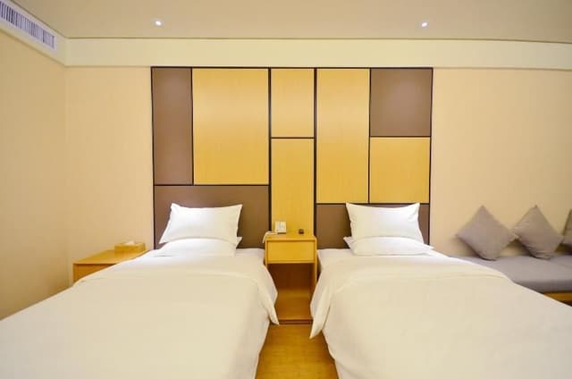 Guestroom (2 beds)