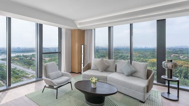 Suite, 1 Bedroom, Lake View