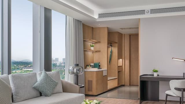Suite, 1 Bedroom, Lake View