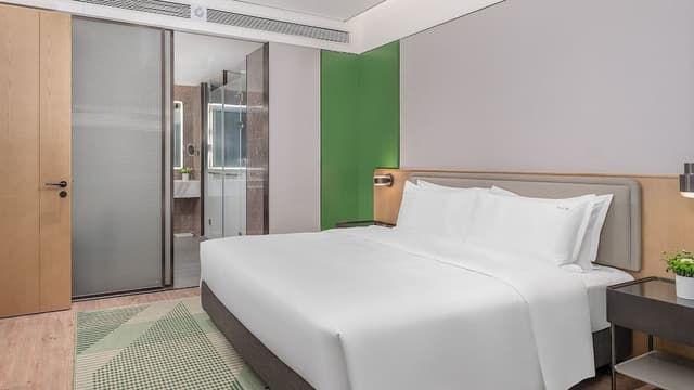 Premium Room, 1 King Bed