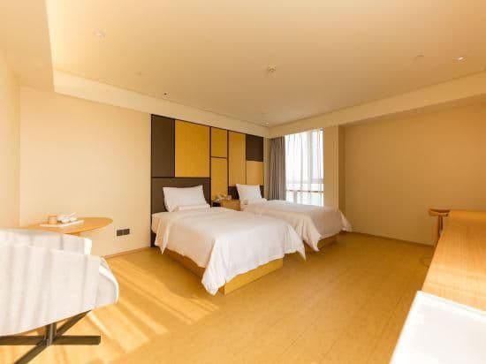 Memory Foam Superior Twin Room