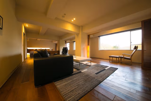 Luxury Suite, 2 Twin Beds, Non Smoking, Bathtub (Adult Only)【Not Available for 1 Person】