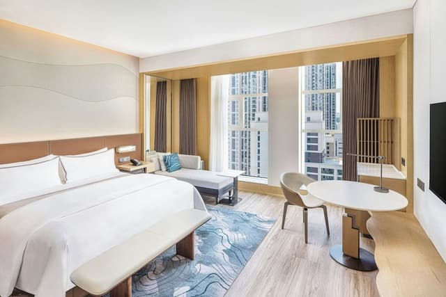 Junior Suite, 1 King Bed