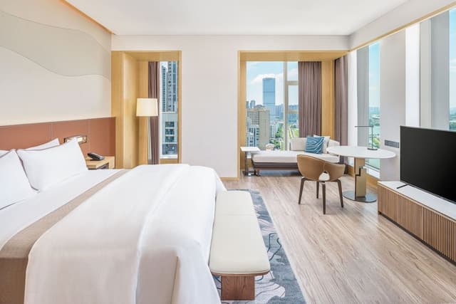 Junior Suite, 1 King Bed