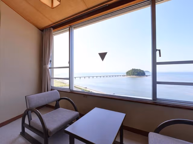 Japanese-Style Room