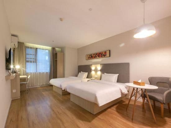 Deluxe Room (2 Beds)