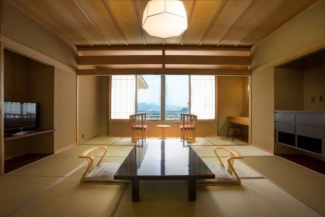 Renovated suite room, Smoking