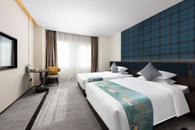 Deluxe Suite, 1 King Bed, Non Smoking