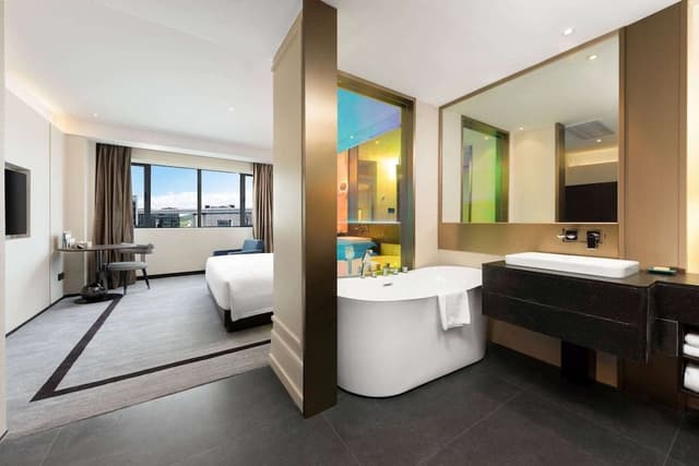 Deluxe Room, 2 Twin Beds, Non Smoking