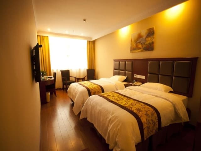 GTI - Twin Room, Electronic Sports