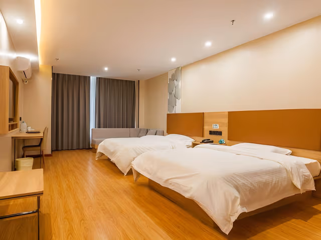 Twin Business Room