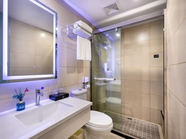 Twin Bussiness Room