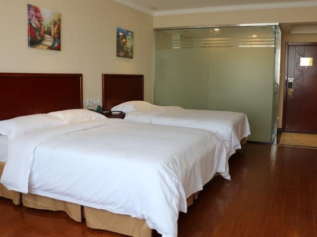 Twin Bussiness Room