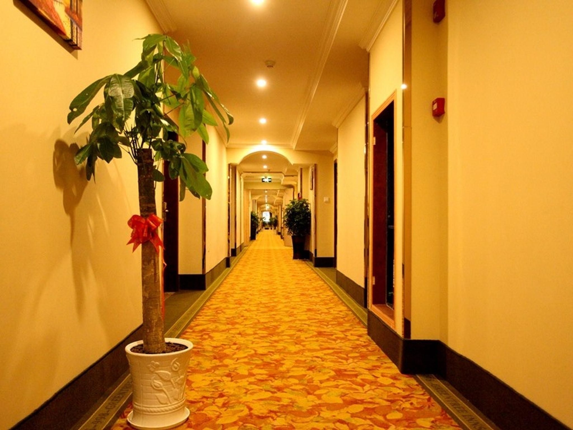 กรีนทรี อินน์ คุนซาน ลูเจียทาวน์ ฟูหยงโร้ด เอ็กซ์เพรส โฮเต็ล (GreenTree Inn KunShan Lujia Town Furong Road Express Hotel)2