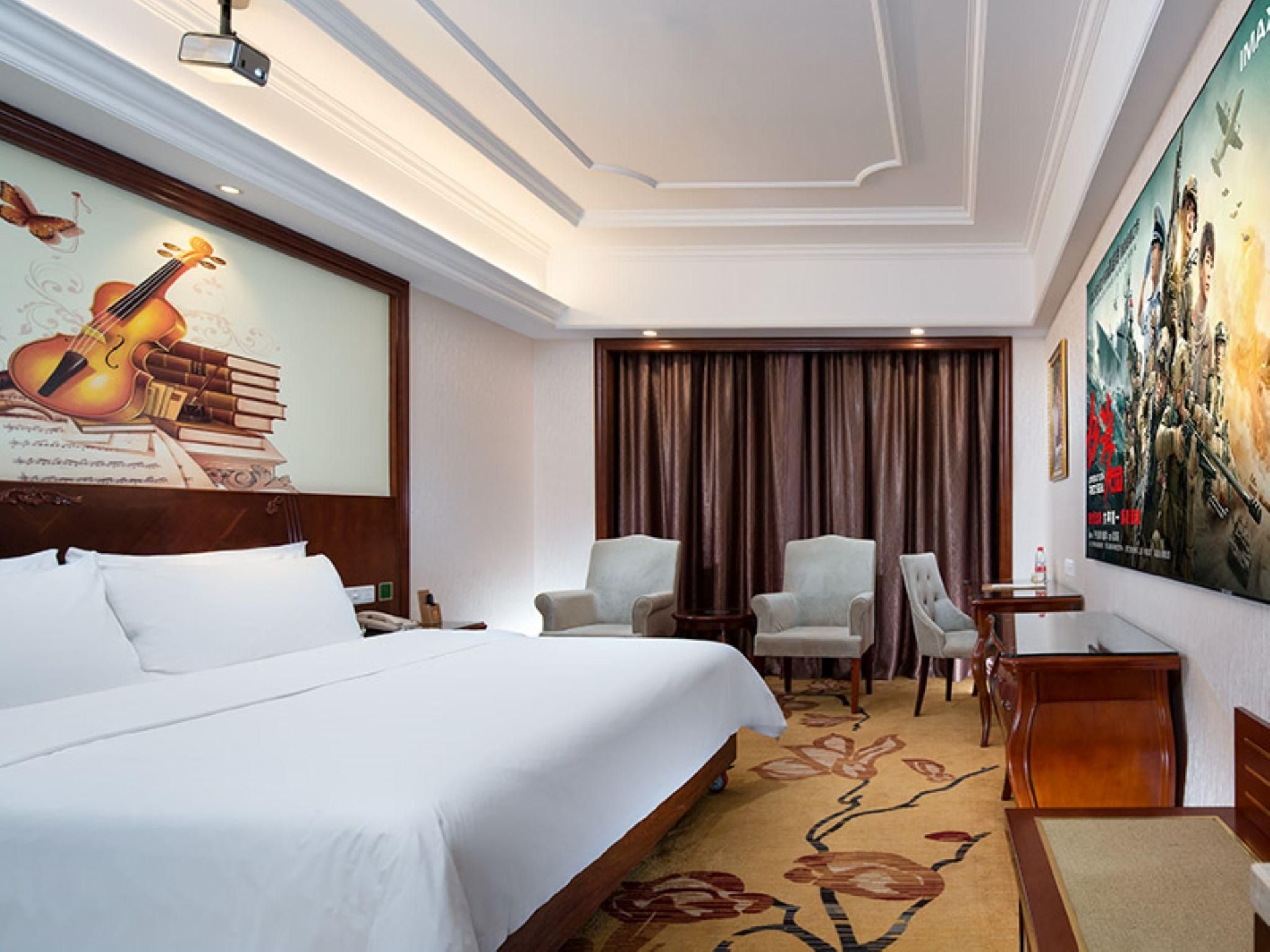 โรงแรมเวียนนา กวางตุ้ง เกาซั่ว เฉิงตง พาสเซนเจอร์สเตชั่น (Vienna Hotel Guangdong Gaozhou Chengdong Passenger Station)1